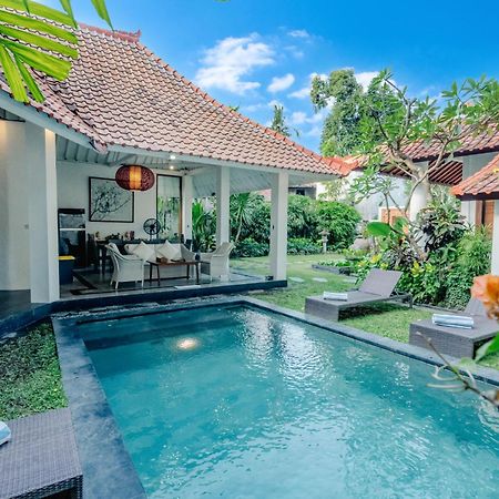 5 Bedroom Villa In Seminyak With Big Garden Exterior photo