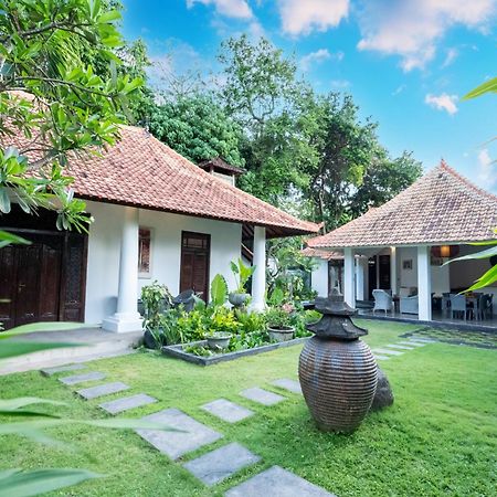 5 Bedroom Villa In Seminyak With Big Garden Exterior photo