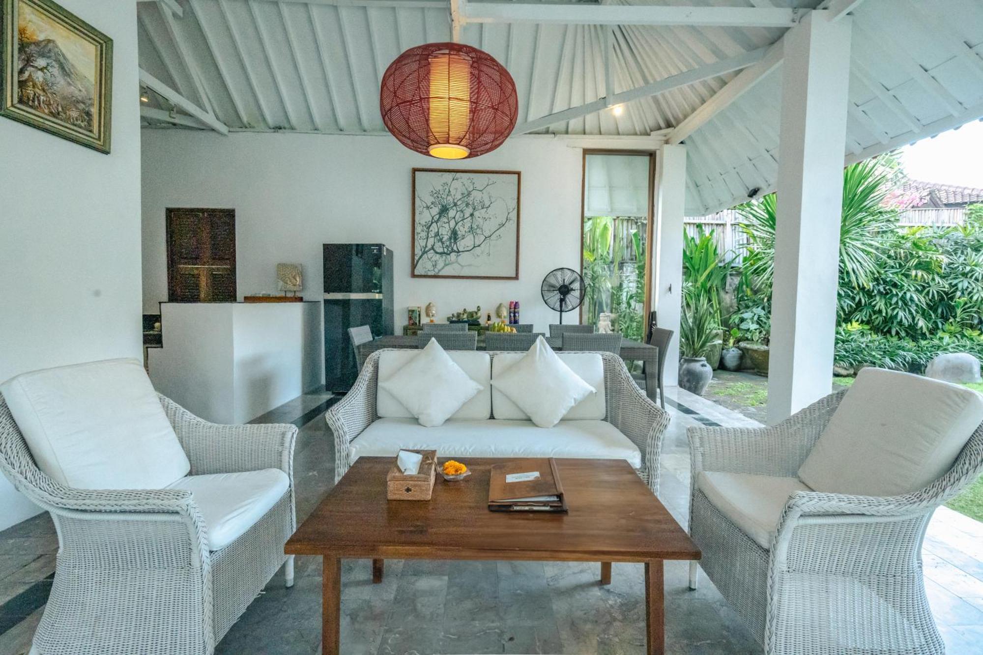 5 Bedroom Villa In Seminyak With Big Garden Exterior photo